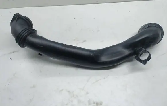 BMW X5M G05 F95 Turbo air intake inlet pipe/hose 1210677 235576