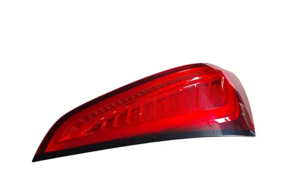 Audi Q5 SQ5 Rear/tail lights AU416PAT2 8R0945094C 21240405
