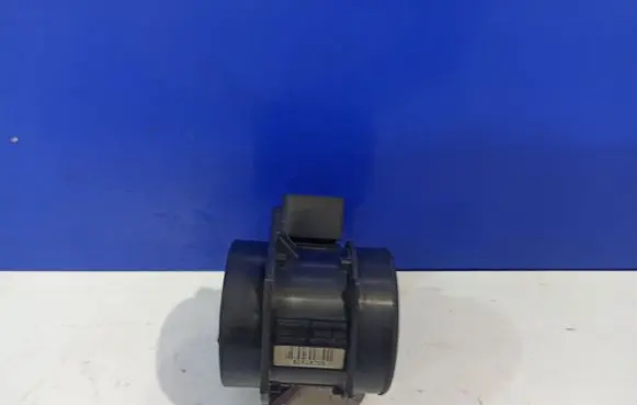 Volvo S40, V40 Mass air flow meter 30611533