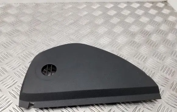 Skoda Octavia Mk2 (1Z) Dashboard side end trim 1Z0857503