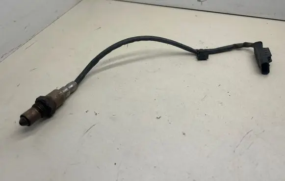 BMW 2 F46 Lambda probe sensor 8572800 0281004657 8757171
