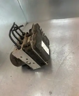 Audi A6 S6 C6 4F ABS Pump 4F0614517D 4F0910517