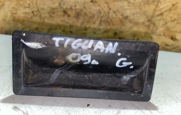 Volkswagen Tiguan Tailgate/trunk/boot exterior handle 5N0827566
