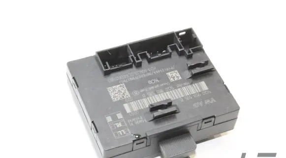 Audi A3 S3 8V Door control unit/module 5Q0959595E 5Q0959595B