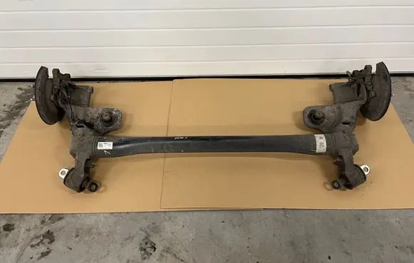 Opel Mokka X Rear axle beam 42564438