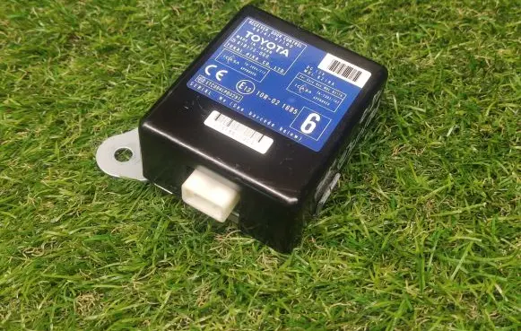 Toyota Prius (XW20) Door control unit/module 8974147100