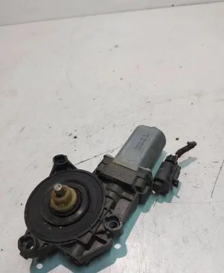 Alfa Romeo 159 Front door window regulator motor D2935P8 RA2266