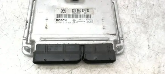 Skoda Superb B5 (3U) Engine control unit/module 038906019EG 1039S00230 0281010928
