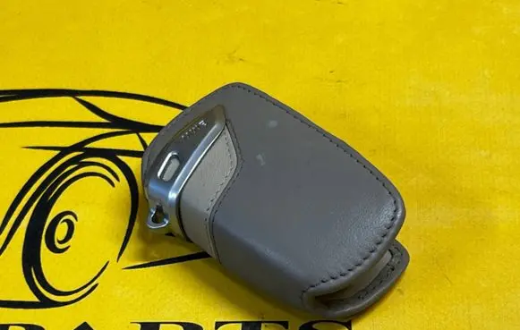 BMW M5 F90 Ignition key/card 82292219914 2219914
