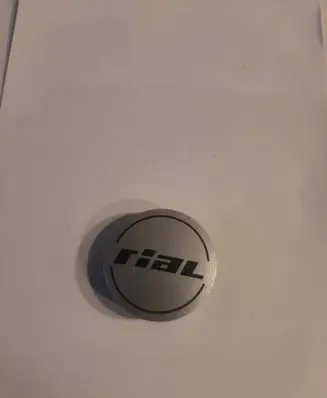 Volkswagen Golf VII Non-original wheel cap N23