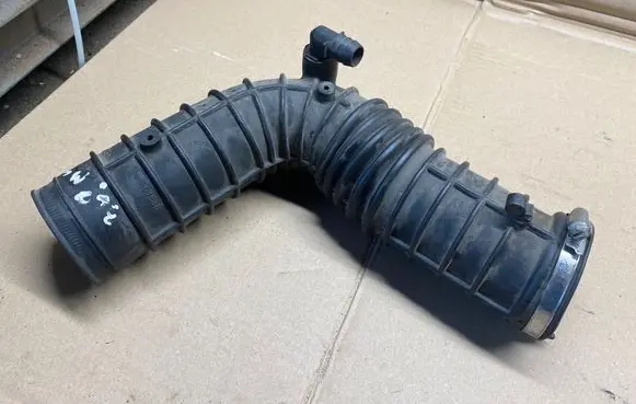 BMW 3 E36 Air intake hose/pipe 1727635