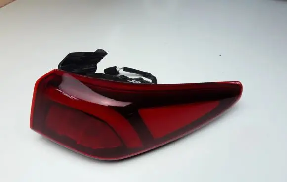 Hyundai Kona I Rear/tail lights 92402J9600