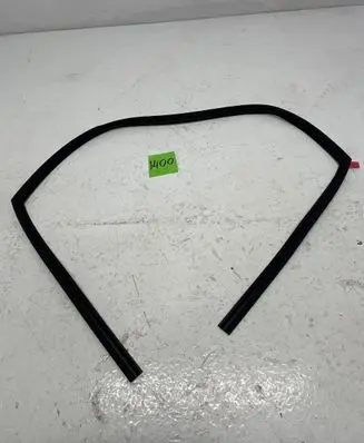 Toyota RAV 4 (XA50) Rubber seal loading door window/glass 7557542040