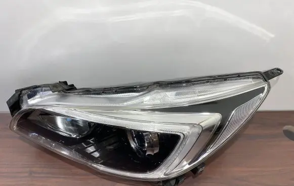 Subaru Outback (BS) Headlight/headlamp