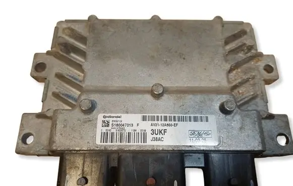 Ford Fiesta Engine control unit/module ECU AV2112A650EF S180047013F EMS2102
