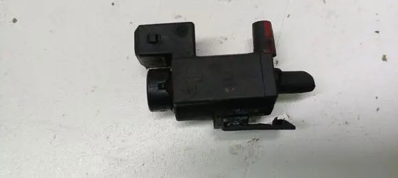 BMW 5 E60 E61 Turbo solenoid valve 1742712