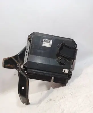 Toyota RAV 4 (XA30) Engine control unit/module 89661-42C01 175800-9451