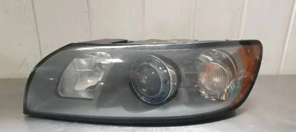 Volvo V50 Headlight/headlamp 30698889 0301198273