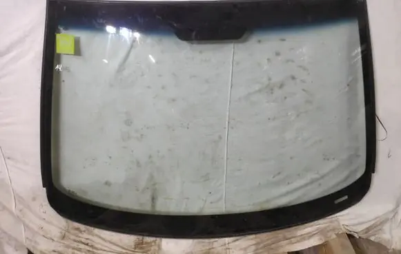 Chevrolet Captiva Front windscreen/windshield window 43R000380 DOT748 AS1