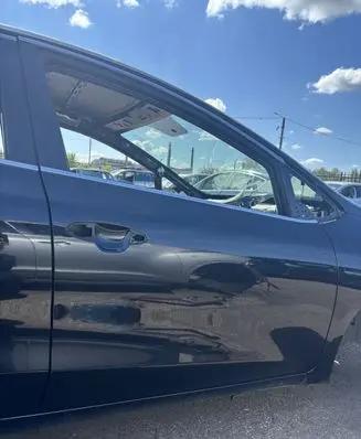 KIA Ceed Front door