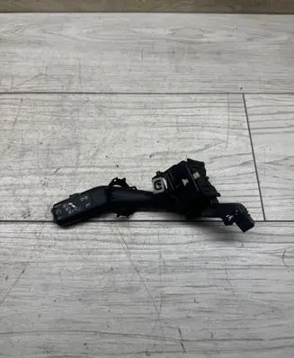 Volkswagen Golf VI Indicator stalk 1K0953513G 1AF0389D SR000