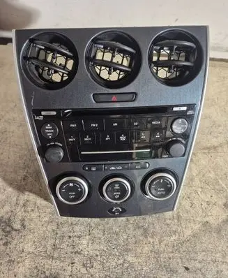 Mazda 6 Radio/CD/DVD/GPS head unit 613514 CQEM4570AK CLA551