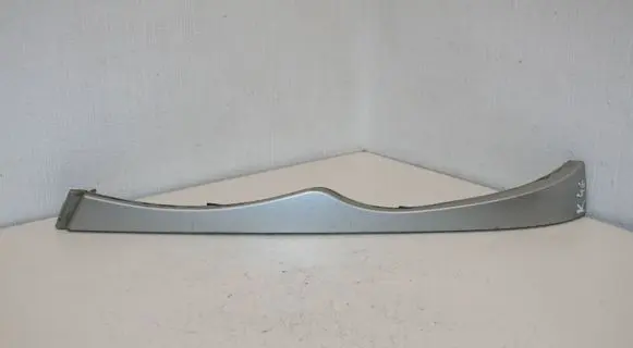 Under headlight/headlamp trim