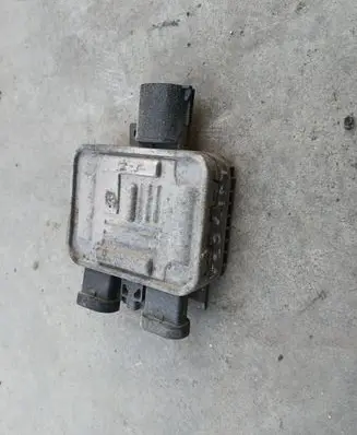 Volvo V60 Coolant fan relay 940009402