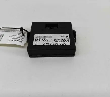 Audi A3 S3 8V Gateway control module 591M11R64 3Q0907530C