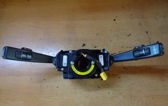 Volvo V60 Indicator stalk 31334647 31264168 31343218