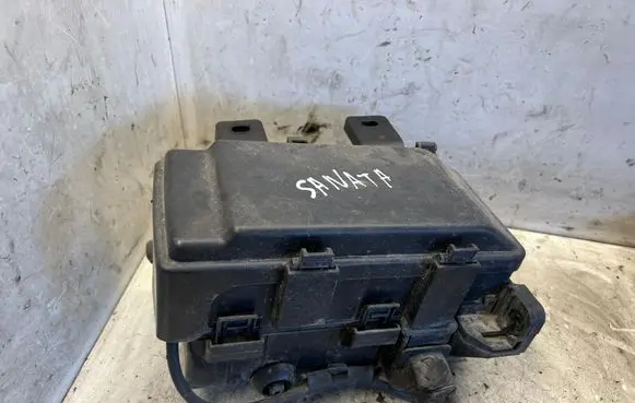 Hyundai Sonata Fuse module 919503K610