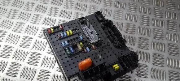 Volvo XC90 Fuse box set 30728512 06w022