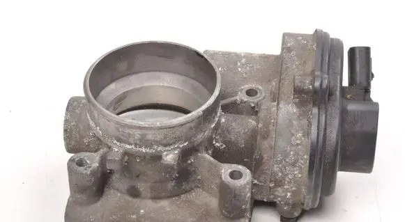 Volvo V50 Electric throttle body valve VP4M5U9E927A