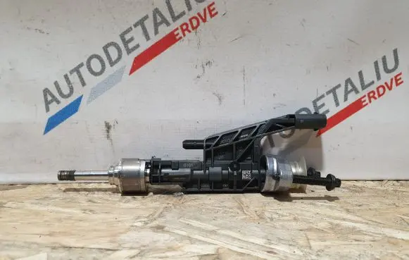 Fuel injector