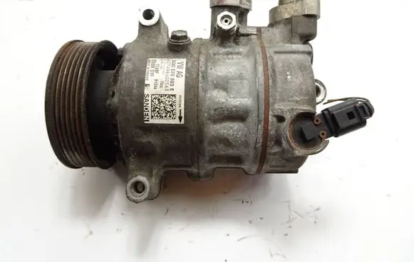 Volkswagen PASSAT B8 Air conditioning (A/C) compressor (pump) 5Q0820803E 07496402563
