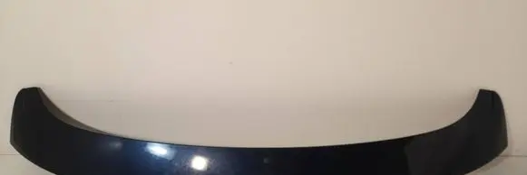 Tailgate/trunk spoiler