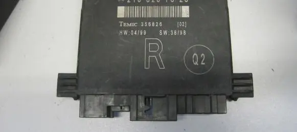 Mercedes-Benz E W210 Door control unit/module 2108207626