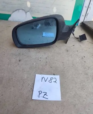 Audi A4 S4 B5 8D Front door electric wing mirror 298423