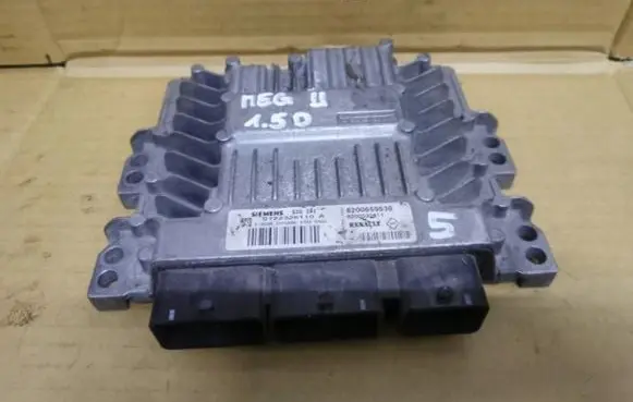 Renault Megane II Engine control unit/module ECU 8200659536