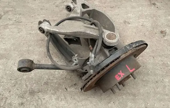 Infiniti EX Rear wheel hub spindle/knuckle 