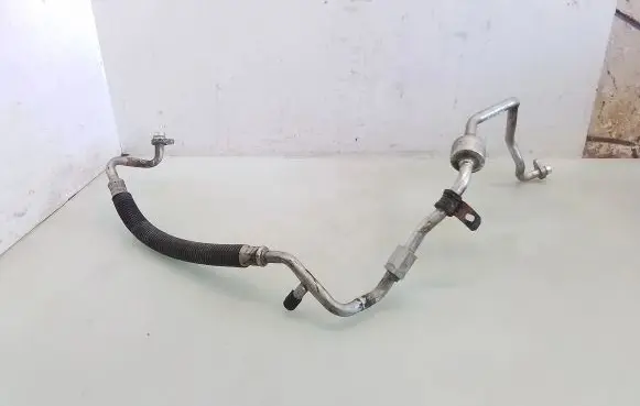 Nissan Note (E11) Air conditioning (A/C) pipe/hose