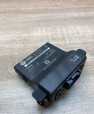 Volkswagen PASSAT B6 Gateway control module 3C0907530C 3C0907951A