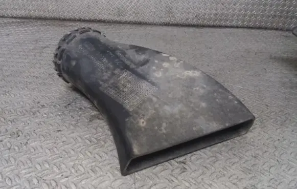 Audi A4 S4 B8 8K Air intake duct part 8K0129604