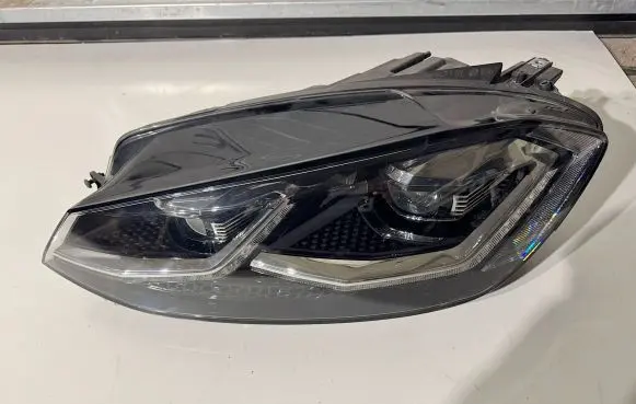 Volkswagen Golf VII Headlight/headlamp 5G2941081 1ZX01306627 870UM700007FK