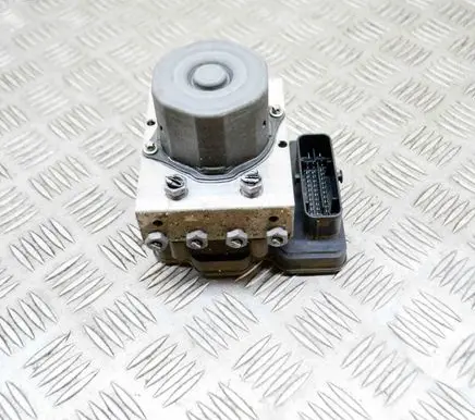 Mercedes-Benz E A207 ABS Pump 0265243816 0265956094