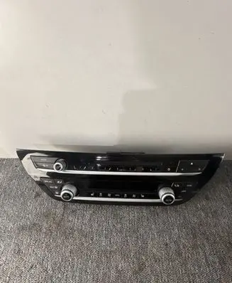 BMW 5 G30 G31 Climate control unit 6826844 11419110 17B279PP2486