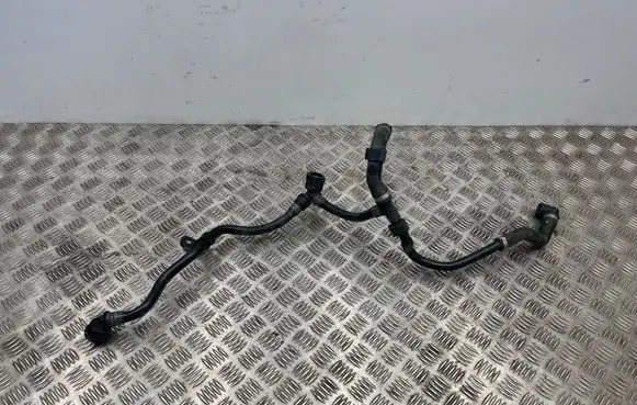 Mercedes-Benz CLA C118 X118 Engine coolant pipe/hose A1775017402 A1775017102