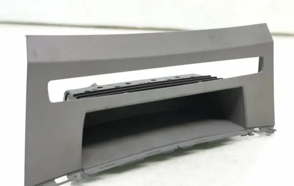 BMW 5 E60 E61 Dashboard storage box/compartment 7063147 7063148