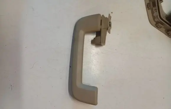 Volvo V70 Front interior roof grab handle 13550