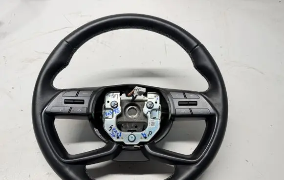 Hyundai i20 (BC3 BI3) Steering wheel 56100Q0FB0